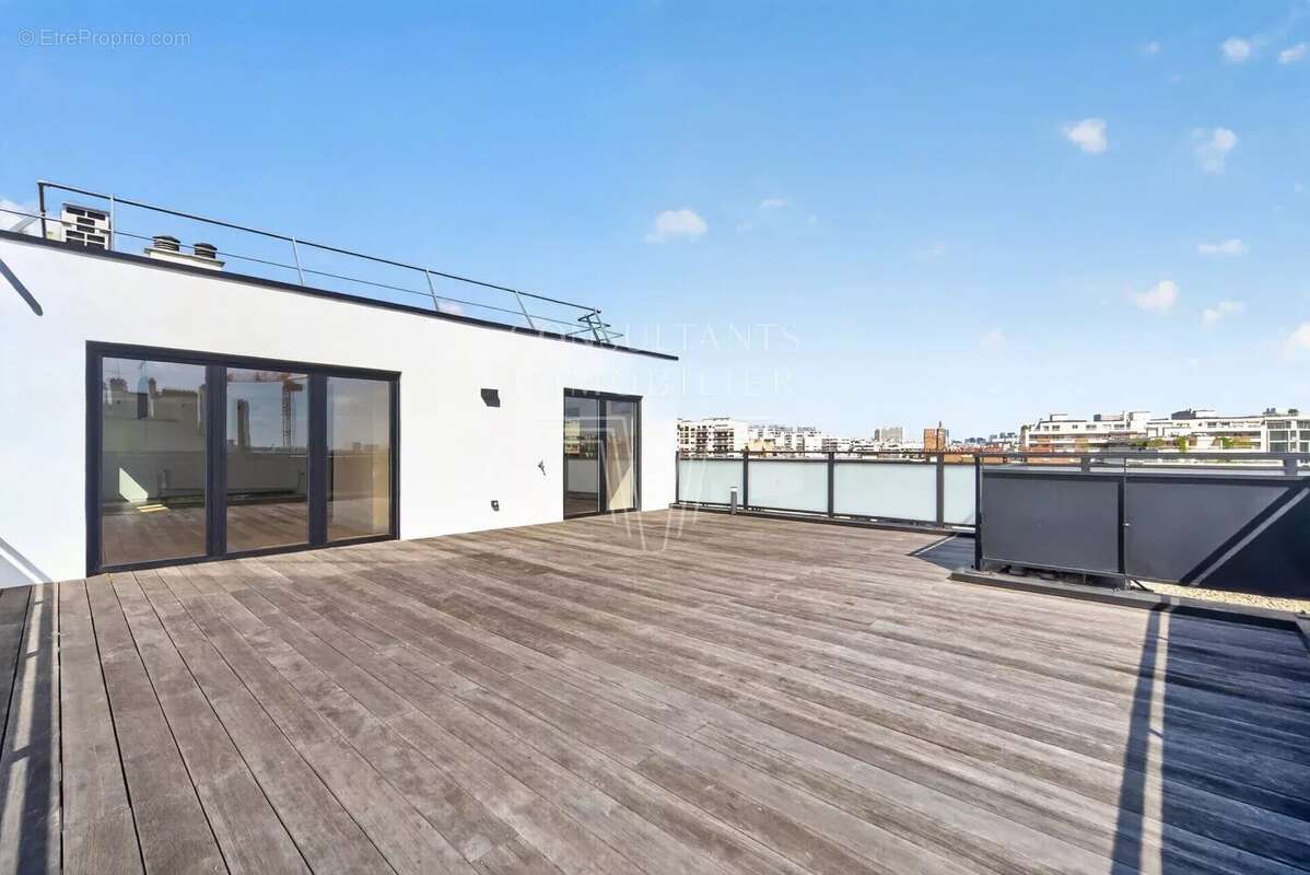 Appartement à PARIS-15E