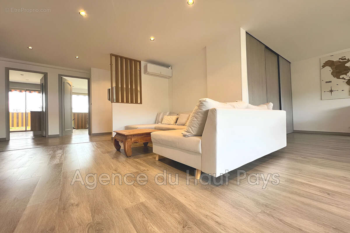 Appartement à LE CANNET