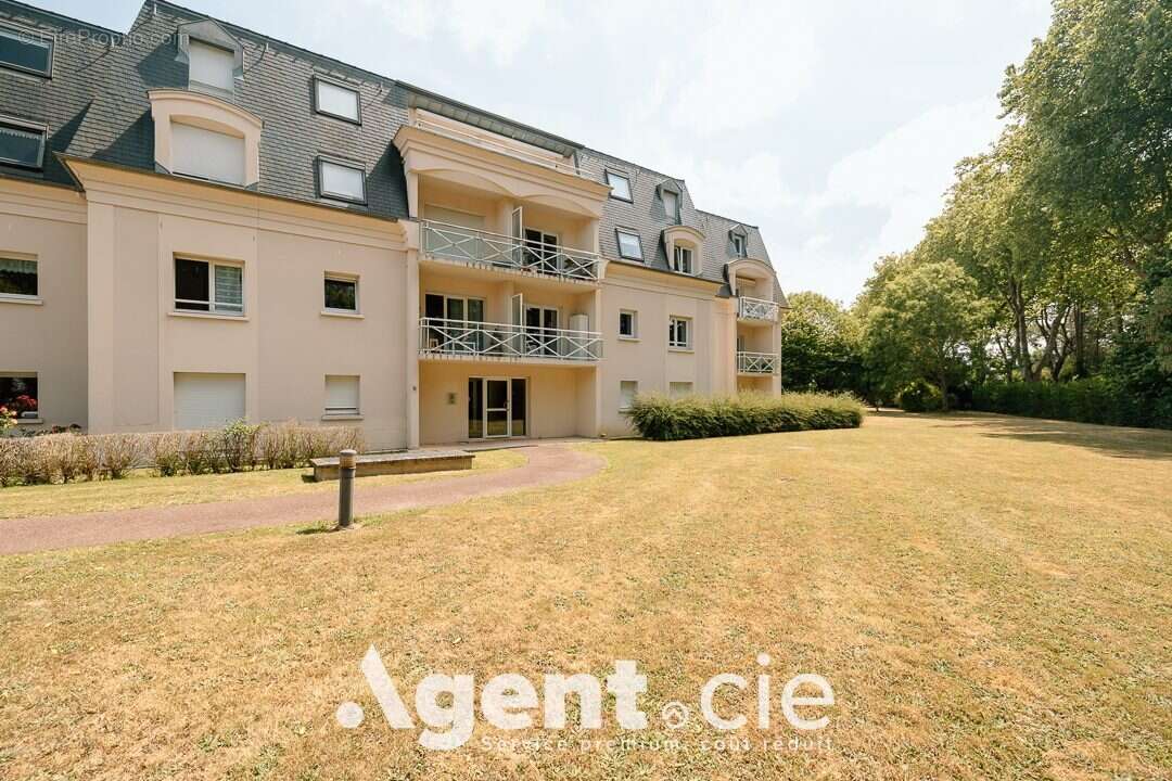 Appartement 79 m² à Mathieu  - photo 3