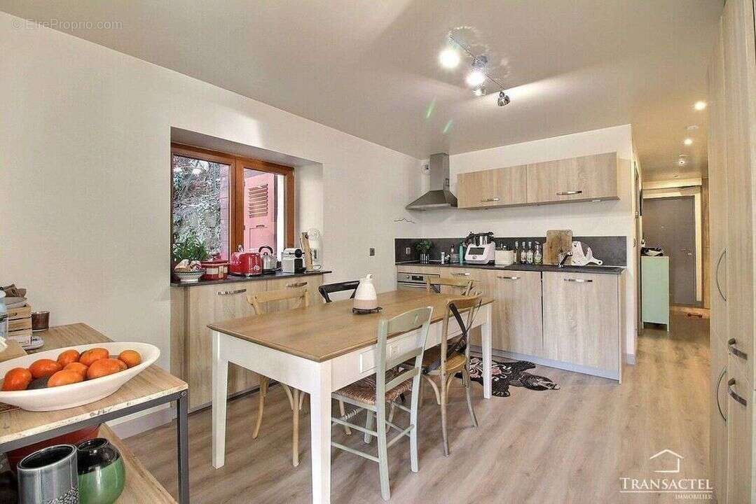 Appartement à SAINT-GERVAIS-LES-BAINS