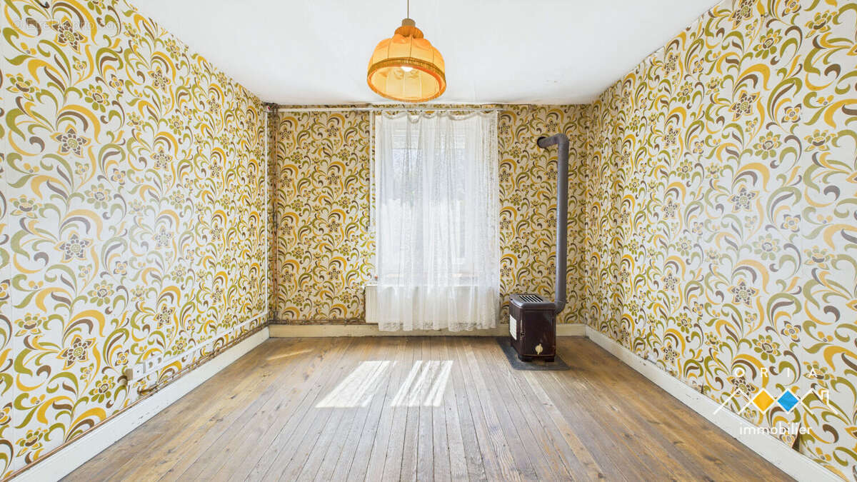 Maison à BEZANGE-LA-GRANDE