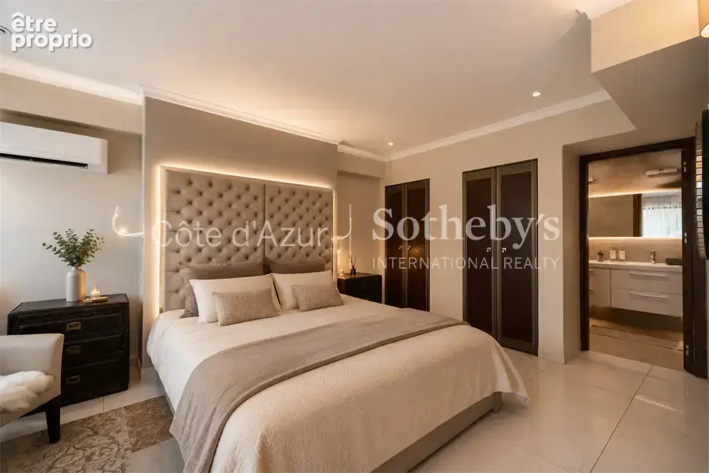 Villa contemporaine avec six suites, appartement indépendant et vue mer panoramique à Super Cannes - photo 9