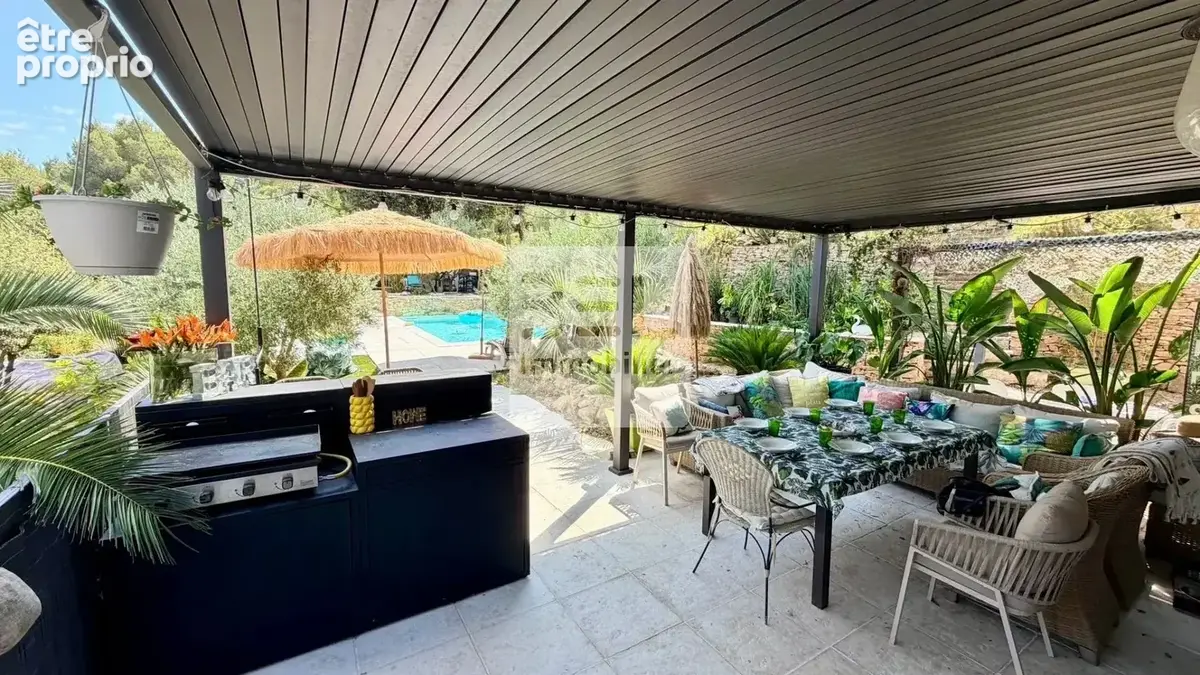 Villa + 2 studios indépendants – piscine – terrain + de 5 000 m² - photo 8