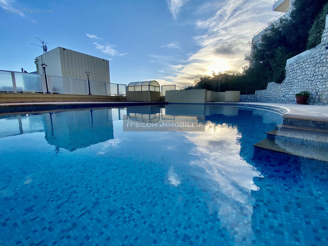 Appartement à BEAUSOLEIL