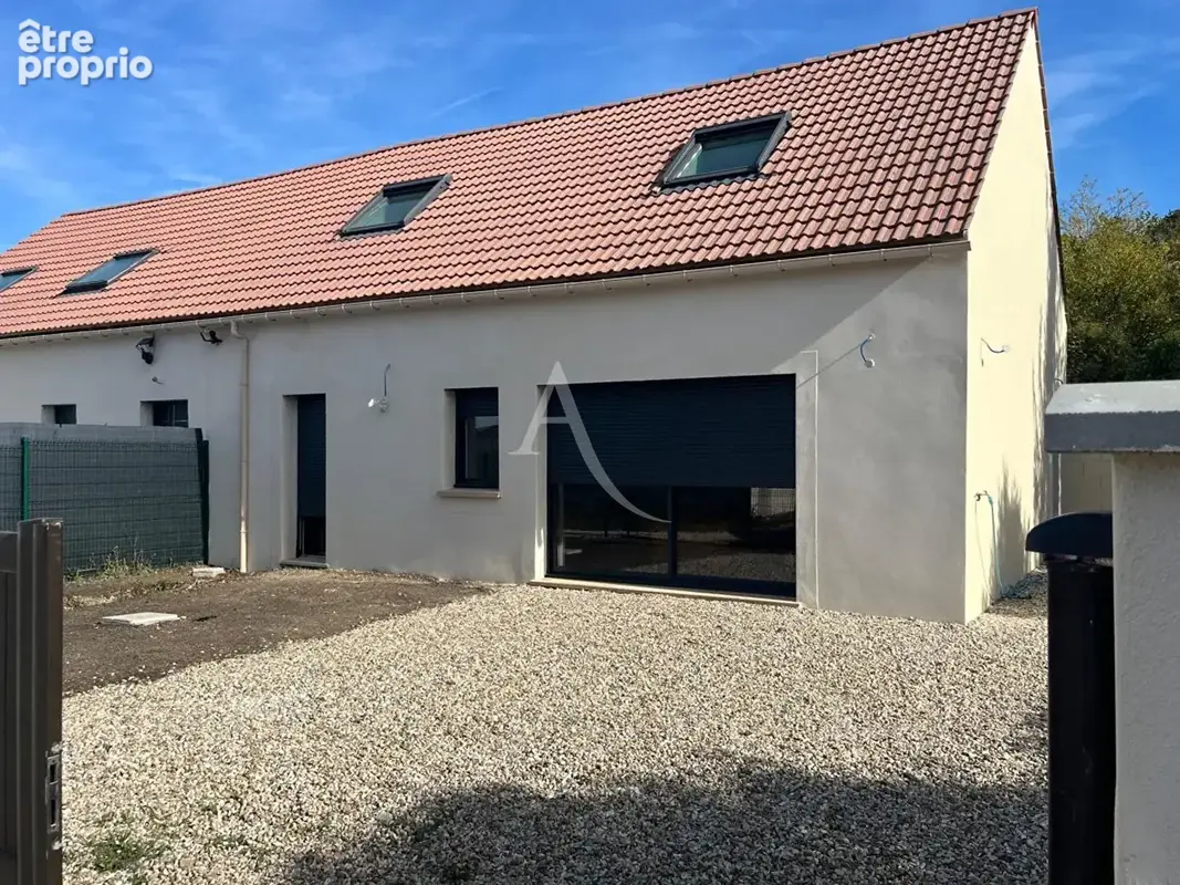 Maison familiale 3 chambres entièrement rénovée de 100 m² avec jardin et grande suite parentale au RDC - photo 18