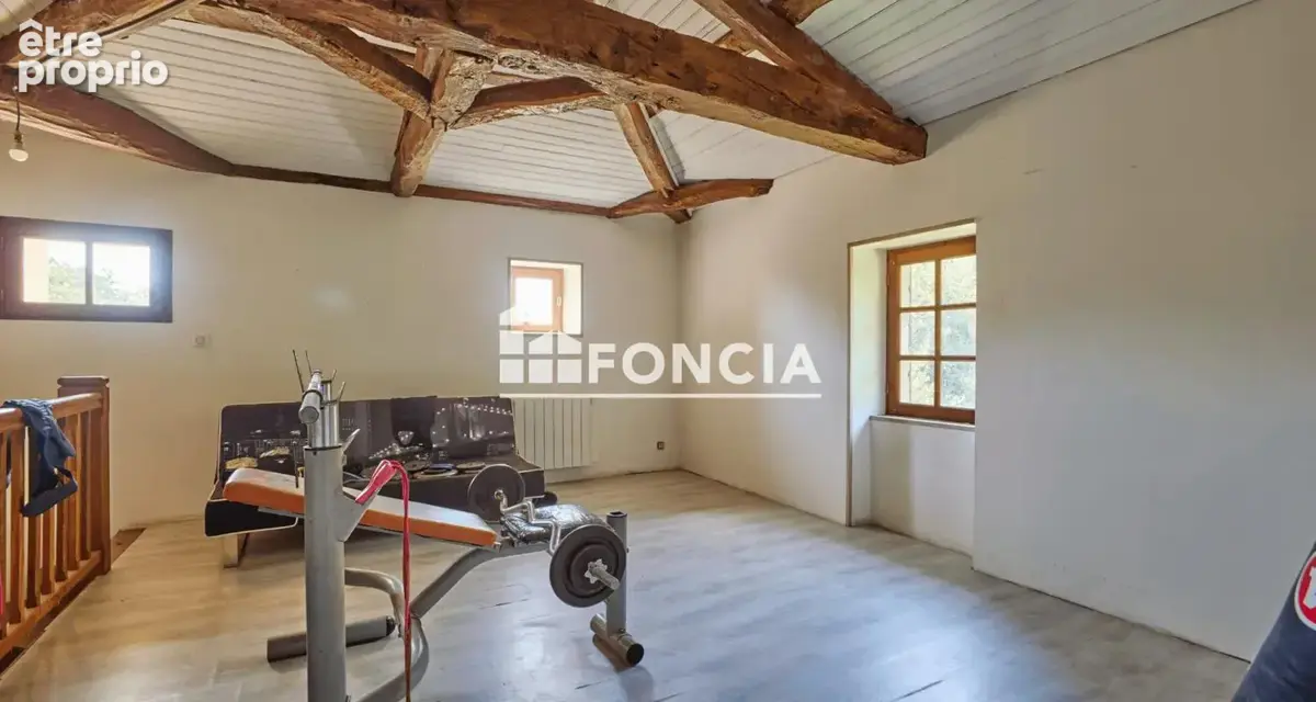 Maison familiale de 225 m² avec dépendance et terrain de 2000 m² – Aiguillon - photo 12