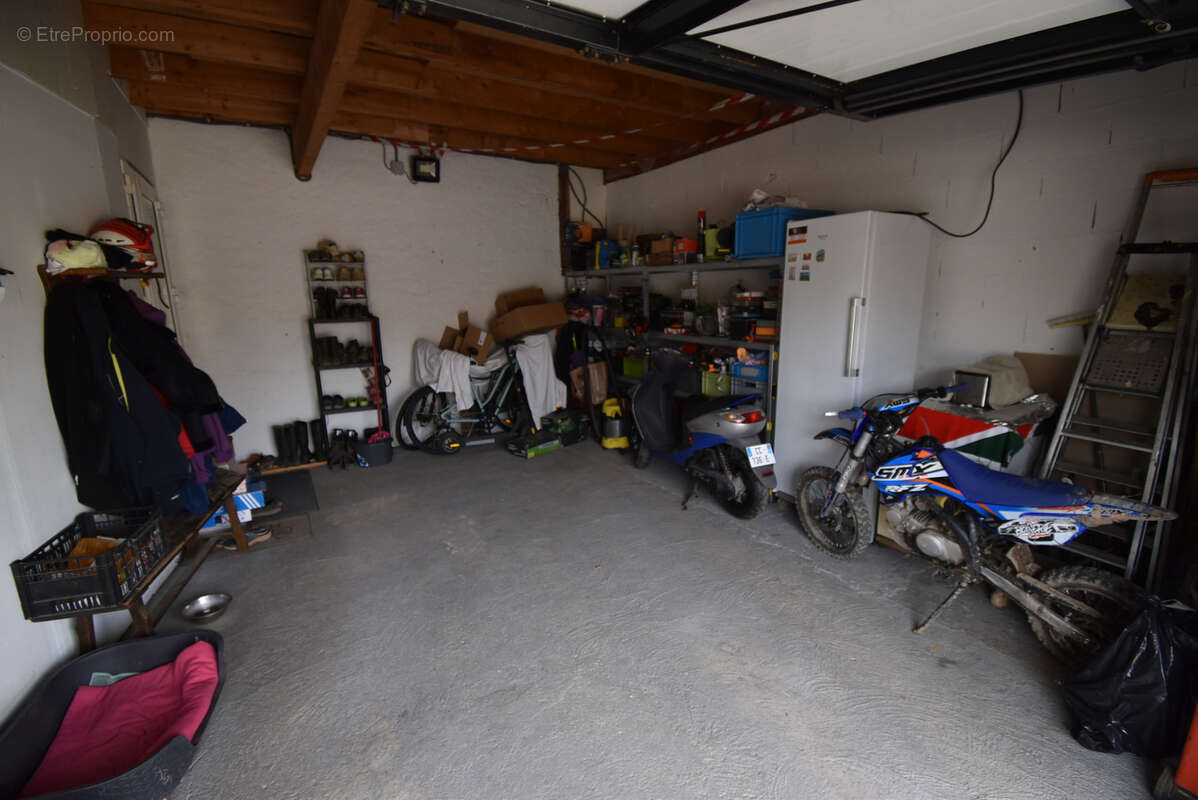 Maison à FLEUREY-LES-SAINT-LOUP