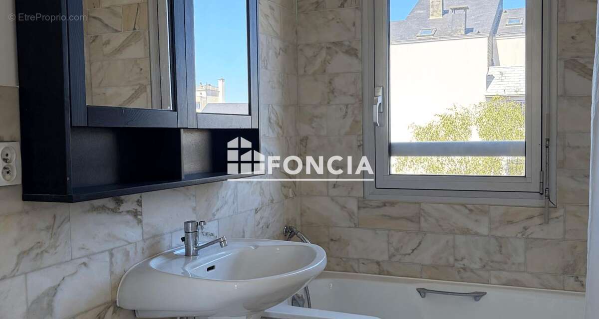 Duplex de 4 pièces au dernier étage de 115 m2 au sol à Saint Maur des Fossés - photo 8