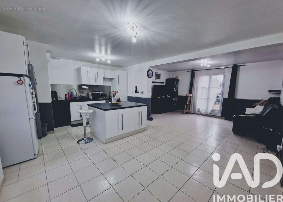 Photo 2 - Maison à MORTEFONTAINE-EN-THELLE