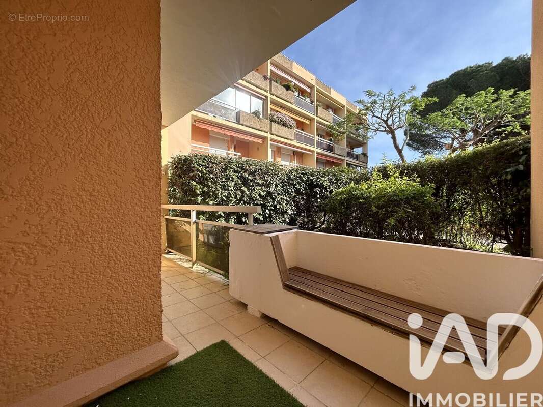Photo 6 - Appartement à BORMES-LES-MIMOSAS