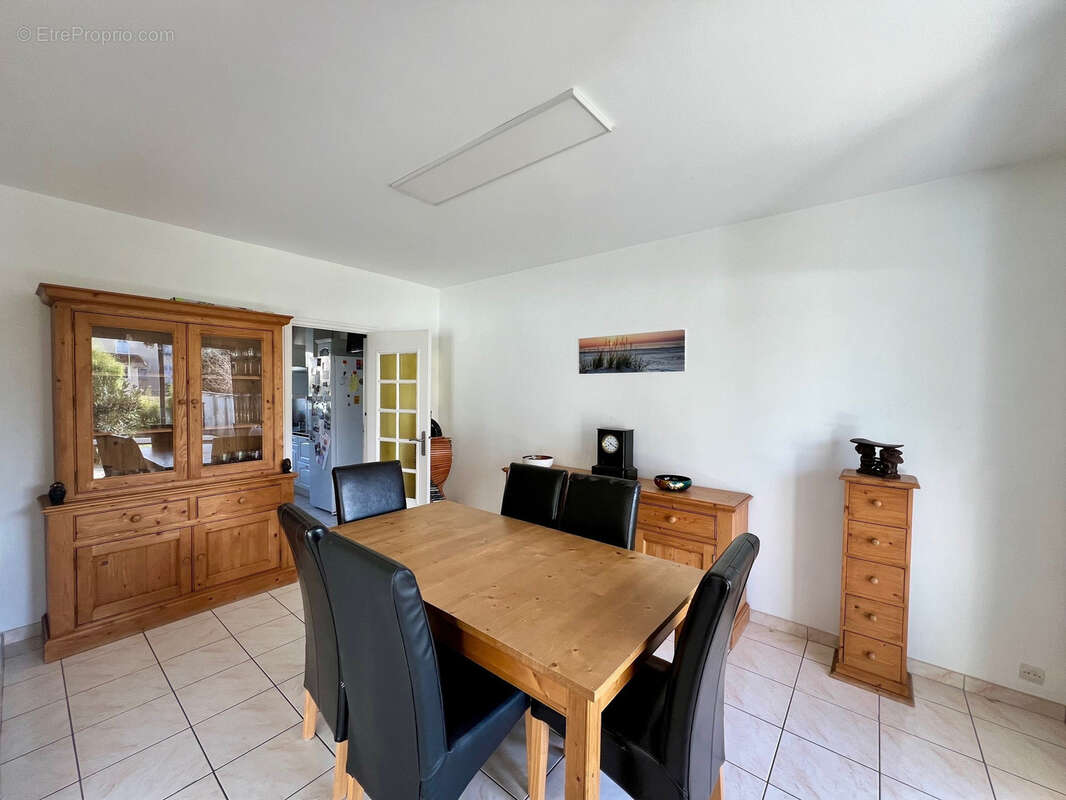 Maison à VILLENEUVE-LE-ROI