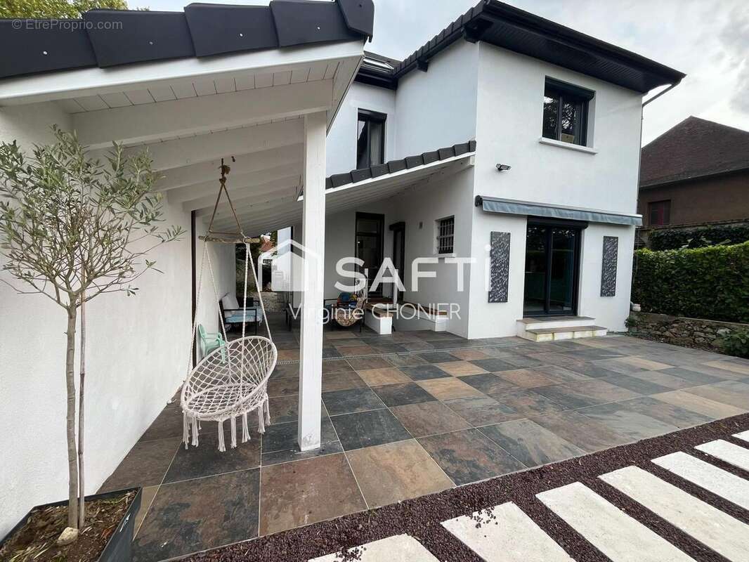 Photo 3 - Maison à SAINT-GERMAIN-DES-FOSSES