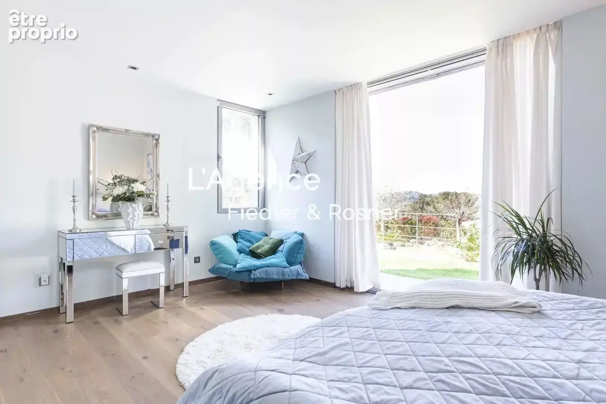 Ref 186 : ramatuelle - l'escalet - magnifique villa contemporaine - photo 24