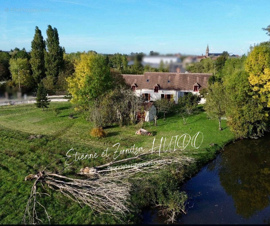 Maison à LA CHAPELLE-SAINT-LAURIAN