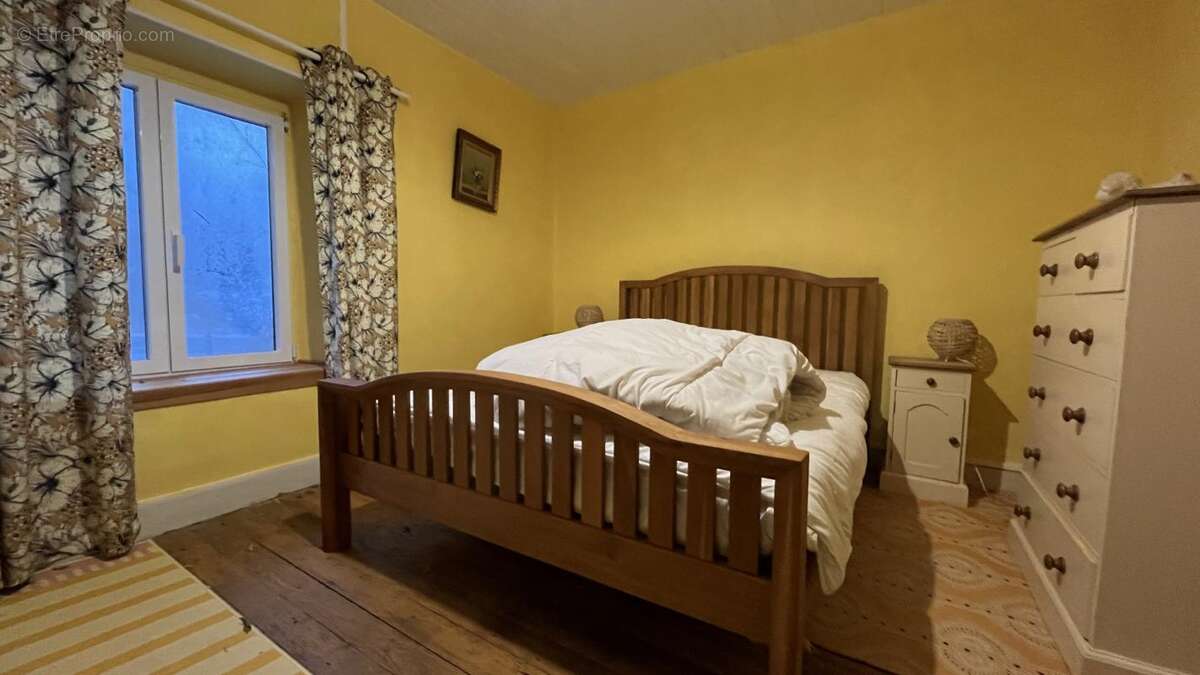 Maison à SAINT-NIZIER-SUR-ARROUX