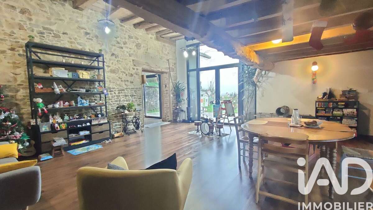 Photo 5 - Maison à BACILLY