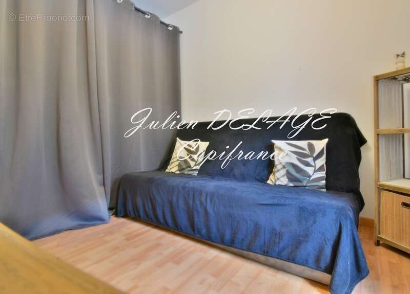 Appartement à SAINT-CLEMENT-SUR-DURANCE