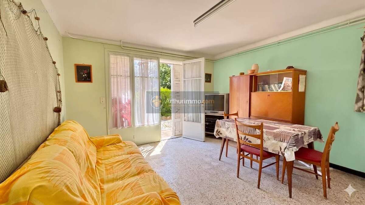Villa vue mer de 126 m² avec fort potentiel - photo 17