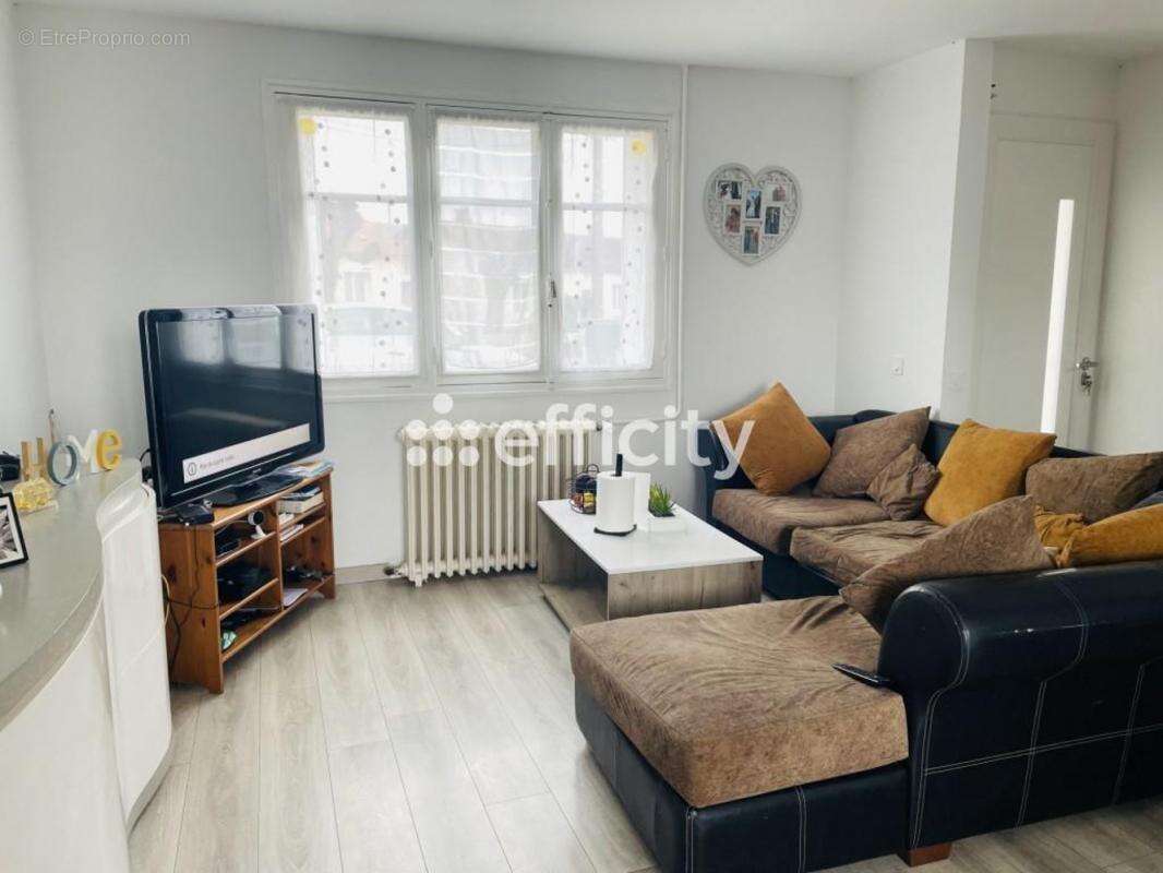 Maison à LA FERTE-BERNARD