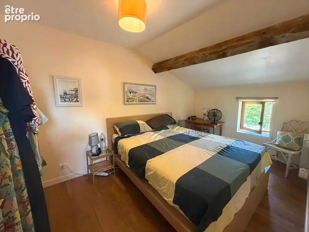 HAUTE-VIENNE -Superbe maison en pierre entièrement rénovée avec jardin de 2 917 m² et grande grange - photo 6