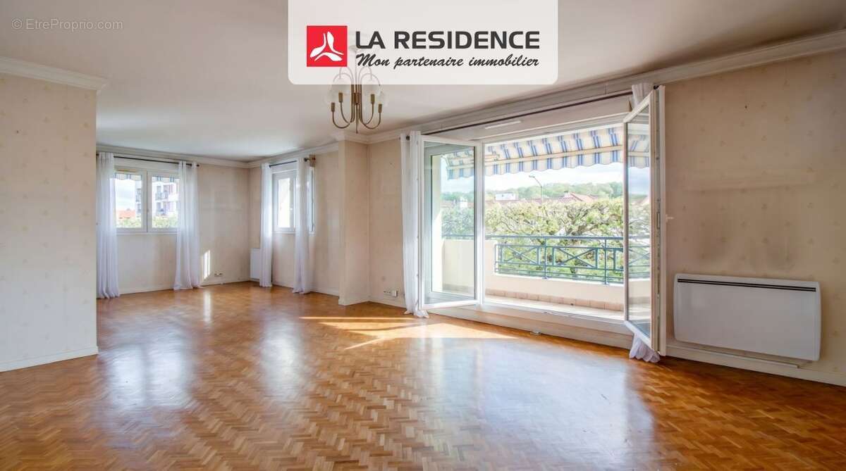 Appartement 98 m² à Poissy  - photo 2