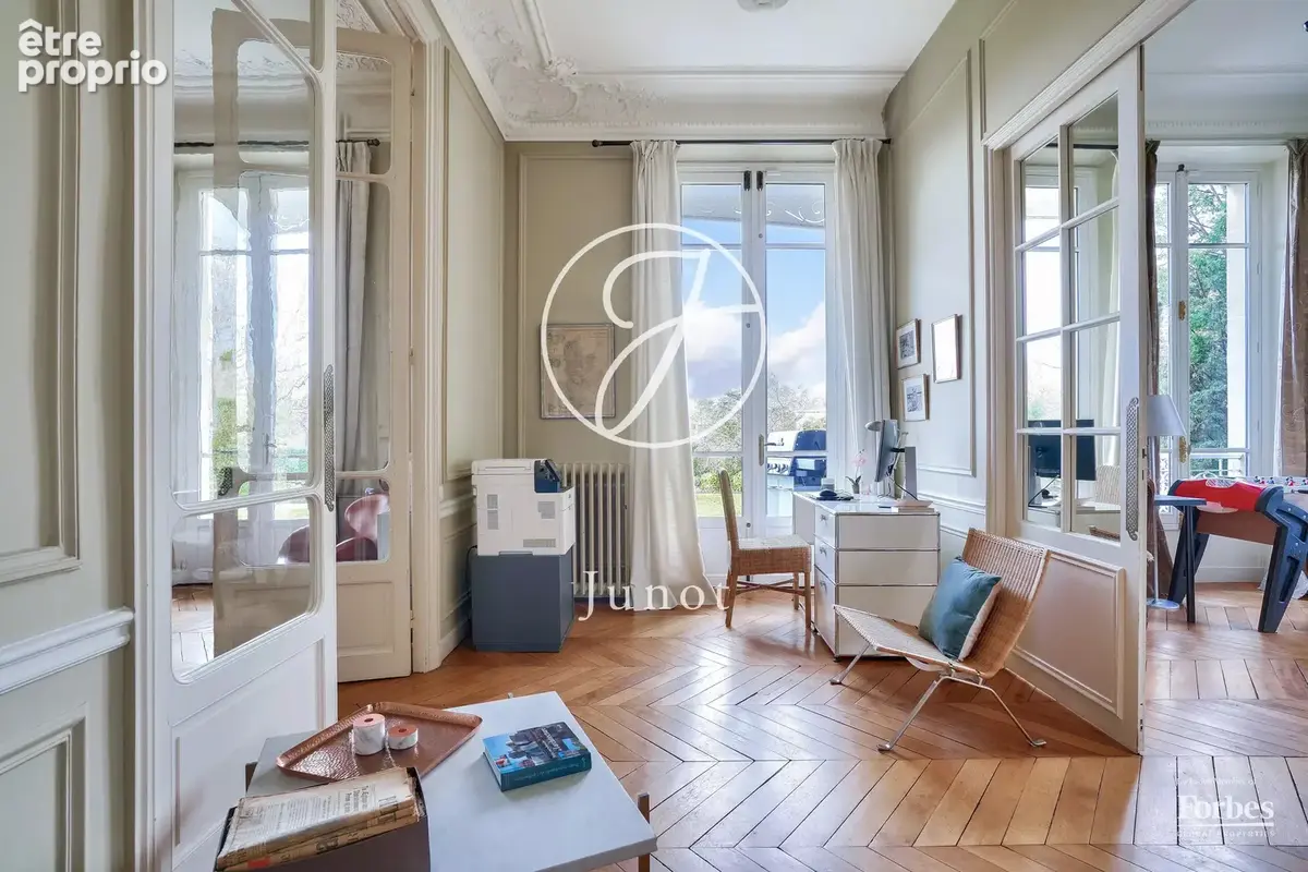 Le Vésinet - LAC INFERIEUR - Appartement - 228.95m² - 4 chambres - Terrain de 1500m². - photo 11