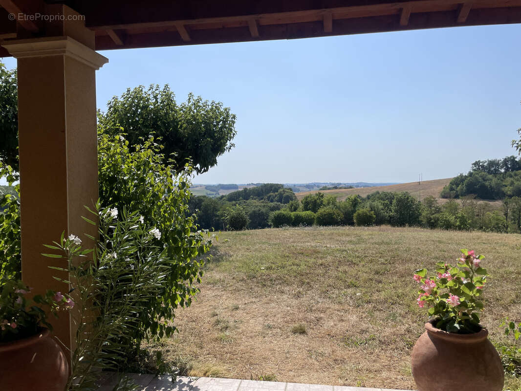 Belle maison de plain-pied avec vue exceptionnelle sur les Pyrénées - photo 7