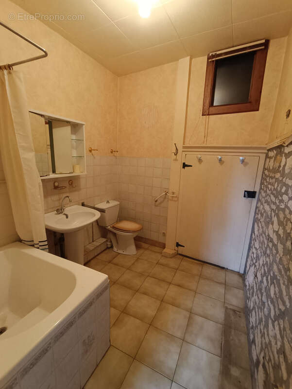 Maison à SANCERGUES