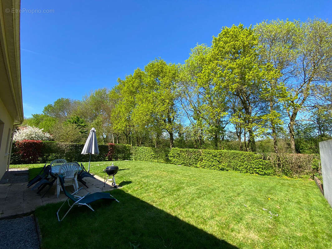 Maison à LE PIN-EN-MAUGES