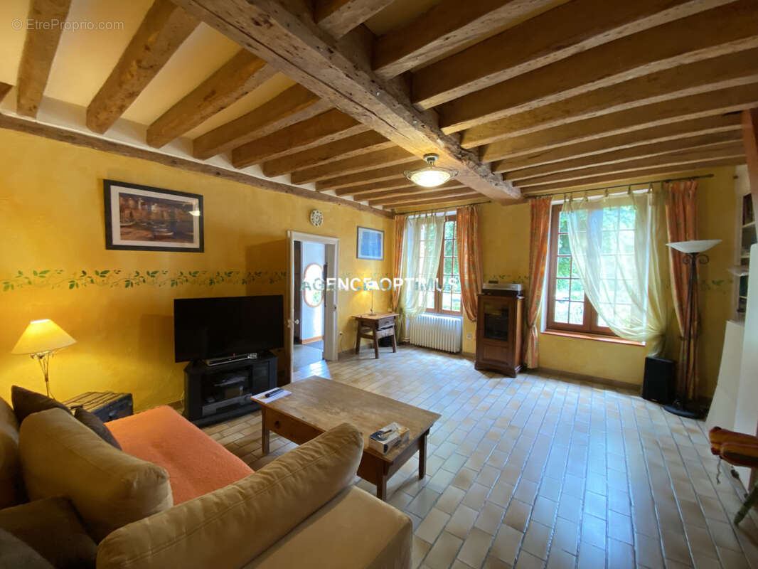 Maison à MISY-SUR-YONNE