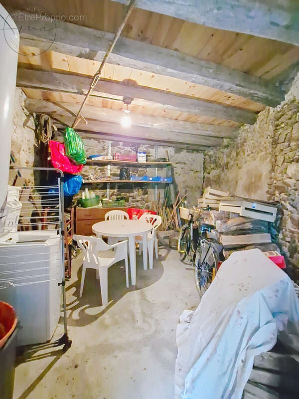 Maison à LACAUNE