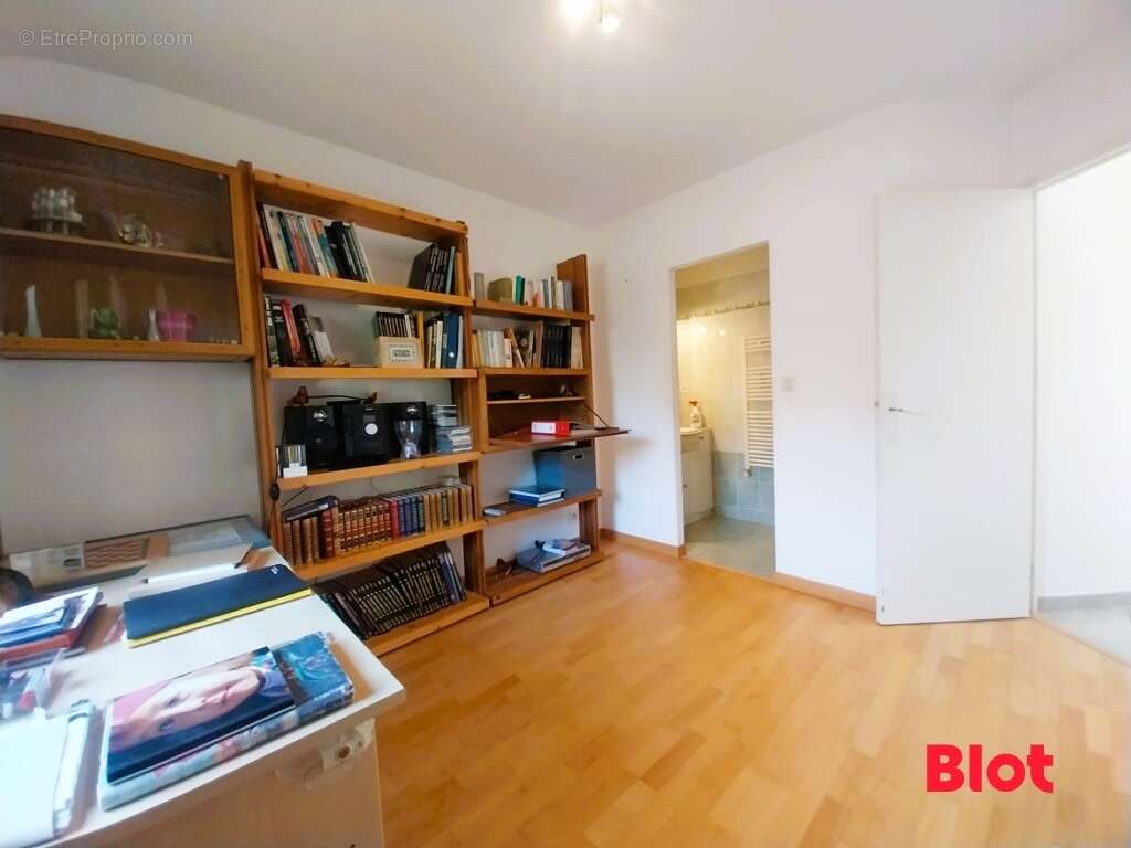 Maison à SAINT-JOUAN-DES-GUERETS