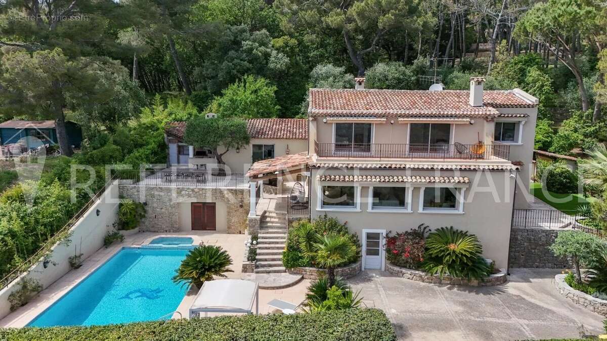 Maison à MOUGINS