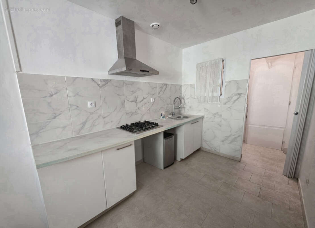 Appartement à PORT-DE-BOUC