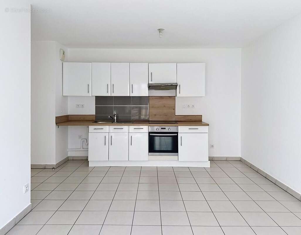 Photo 4 - Appartement à MEYZIEU