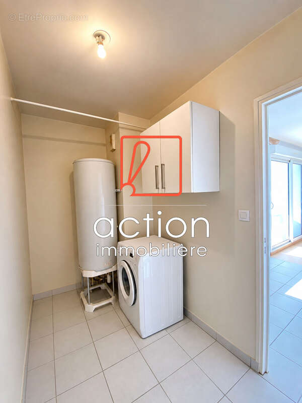 Lumineux appartement T2 de 55m2 avec balcon et parking - Centre-ville Lannion / Rive gauche - photo 4