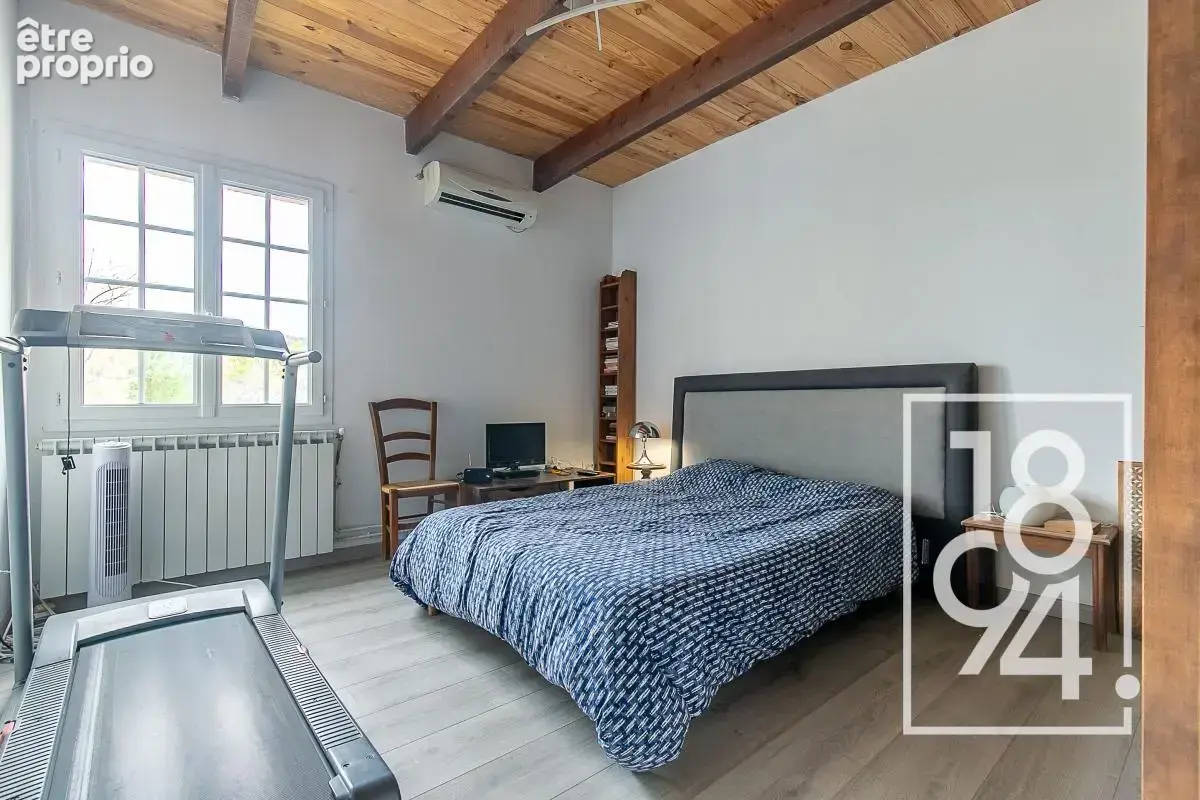 À vendre I Manosque I Maison 4 chambres I 130m² I Parcelle de 89 947m² - photo 7