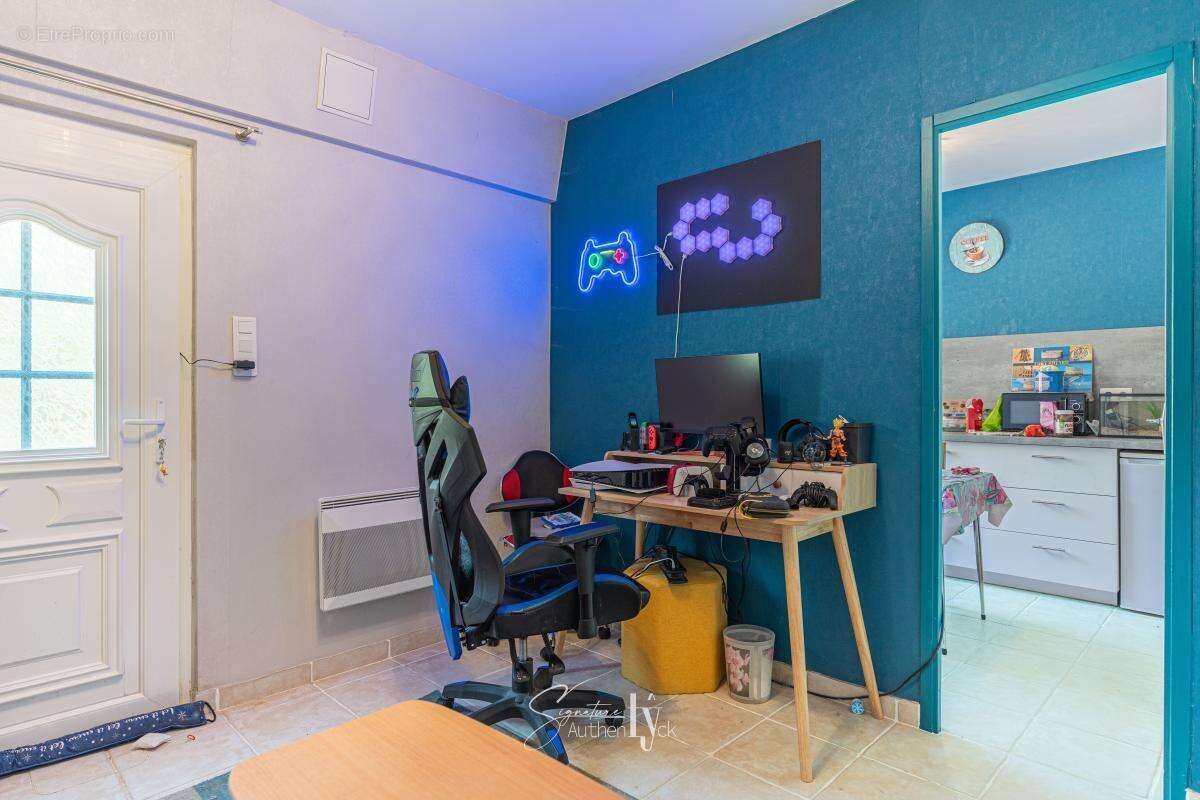 Maison à BONNAC-LA-COTE