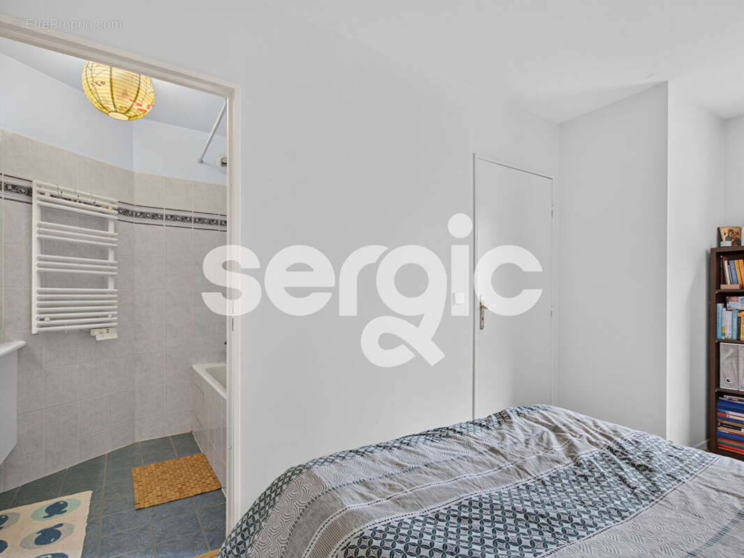 Appartement à ISSY-LES-MOULINEAUX