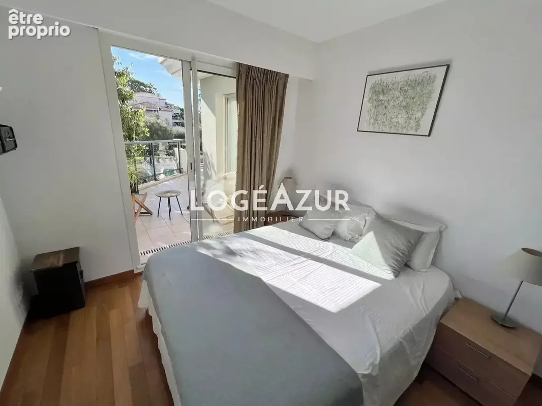 Vente appartement juan les pins - 2 chambres - parking - garage - cave - piscine - photo 15