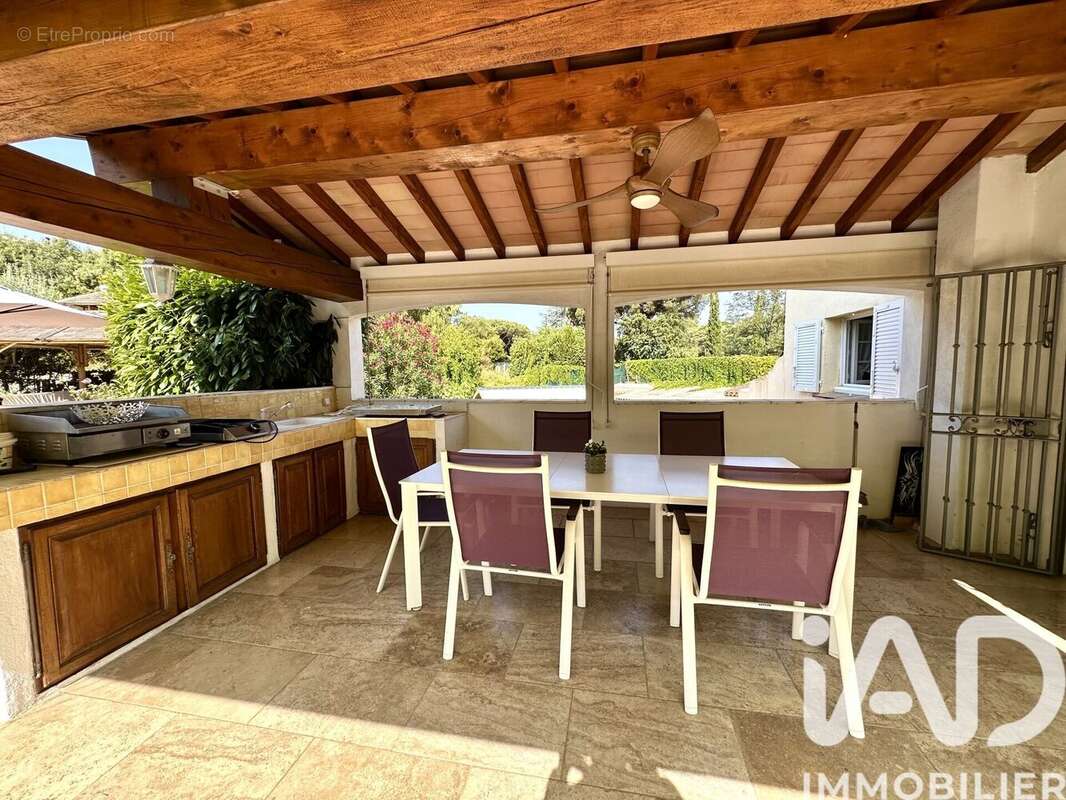Maison 98 m² à Sainte-Maxime  - photo 4