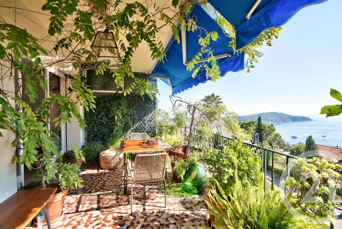 Appartement à VILLEFRANCHE-SUR-MER