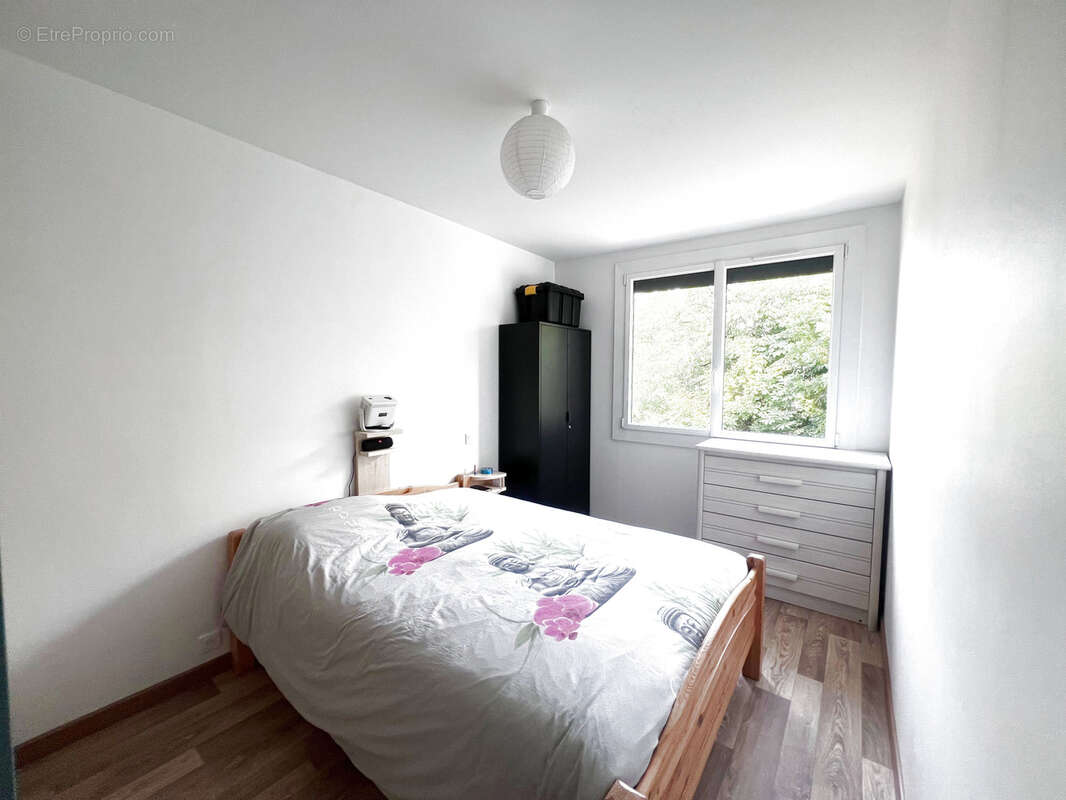 Appartement T4 lumineux entièrement rénové   DPE B   2 balcons   Parking privatif sécurisé - photo 9