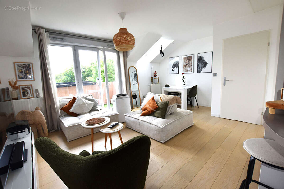 Appartement à QUINCY-SOUS-SENART