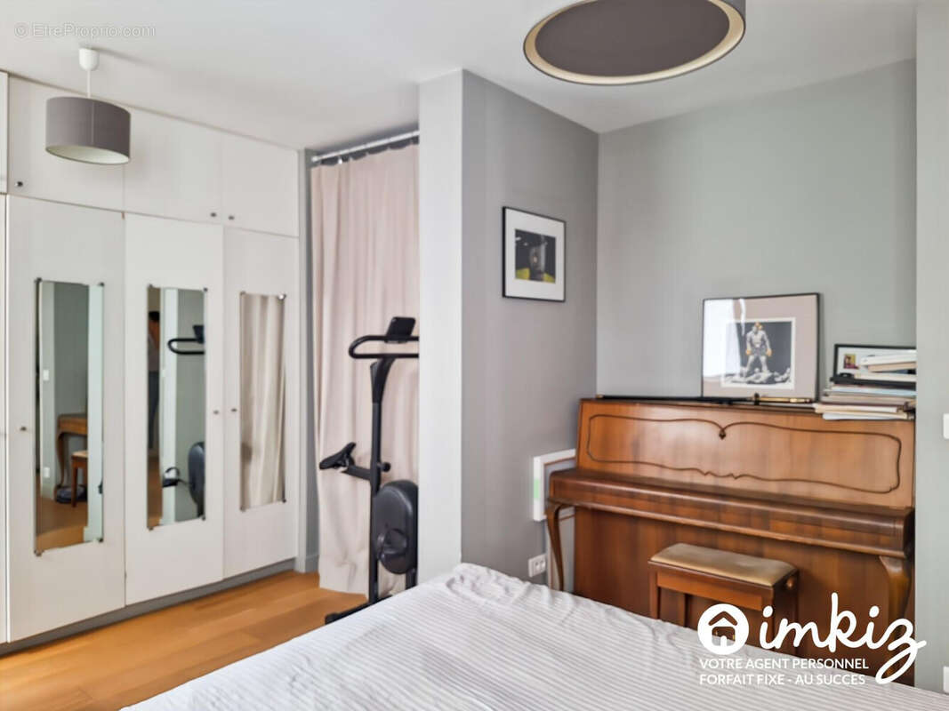 Appartement à PARIS-11E