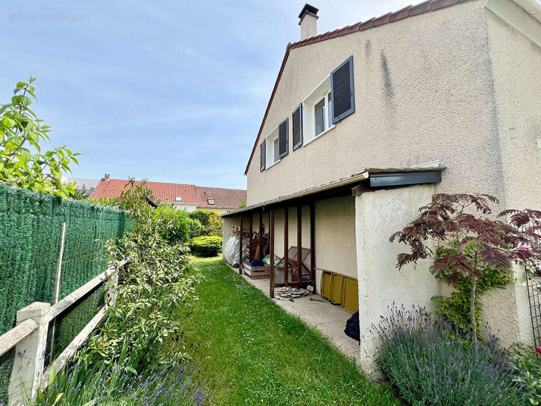 Maison à CONFLANS-SAINTE-HONORINE