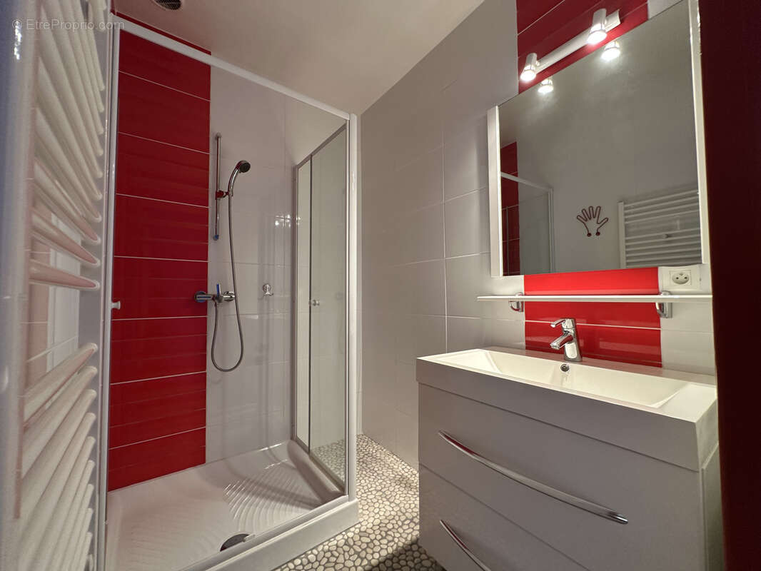 Appartement à BARBEZIEUX-SAINT-HILAIRE