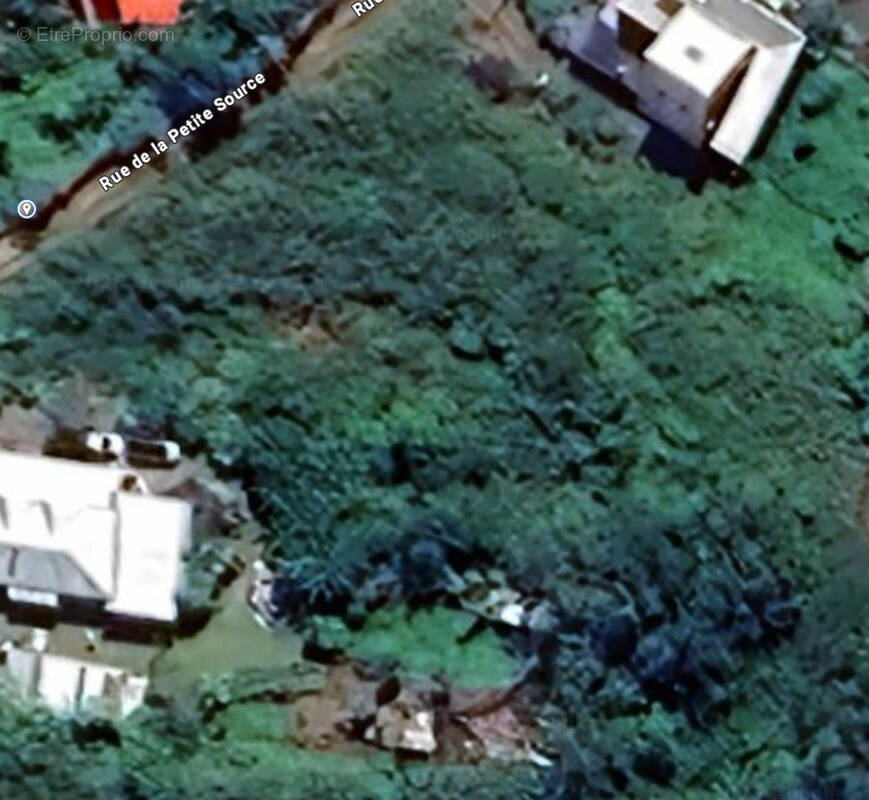 Terrain à LA POSSESSION