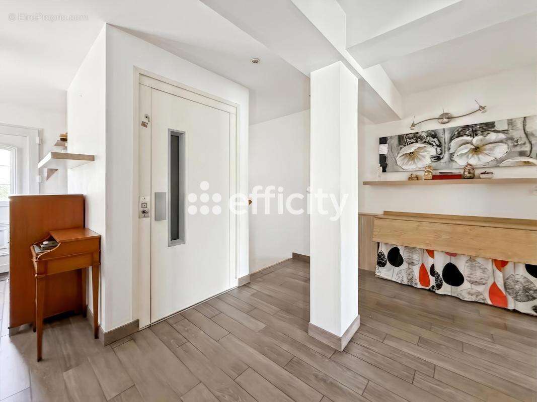 Maison 149 m² à Saint-Regle  - photo 16