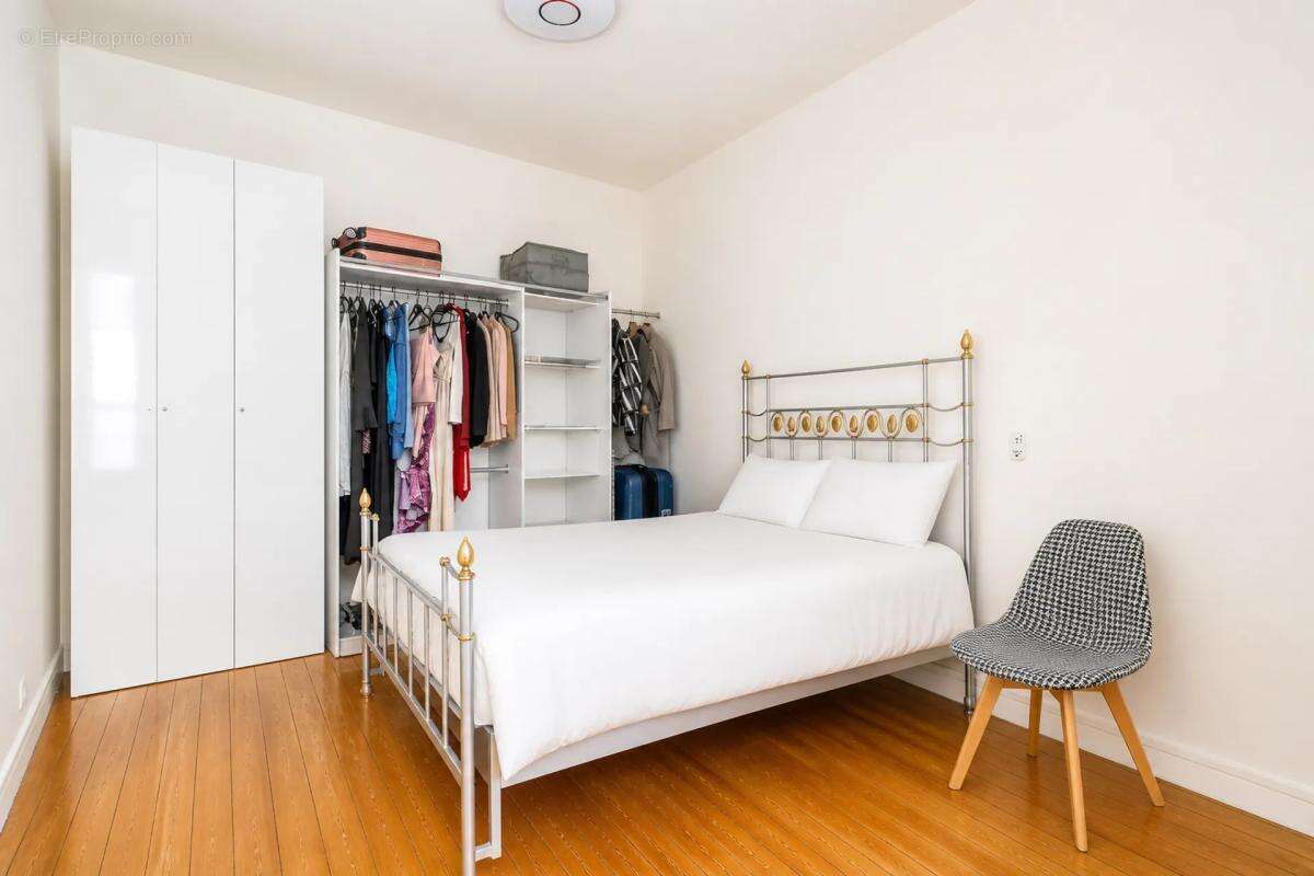 Appartement - 2 pièces - 42 m² - Rue des Écouffes - Paris - photo 6